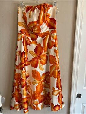 Banana Republic strapless silk dress size 4